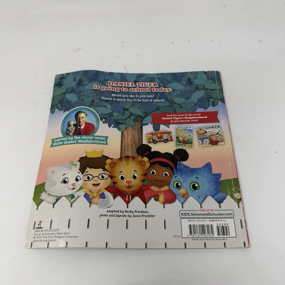 Daniel Tiger's Neighborhood Books Lot Of 6 HCs & PBs - Daniels Goes Potty +